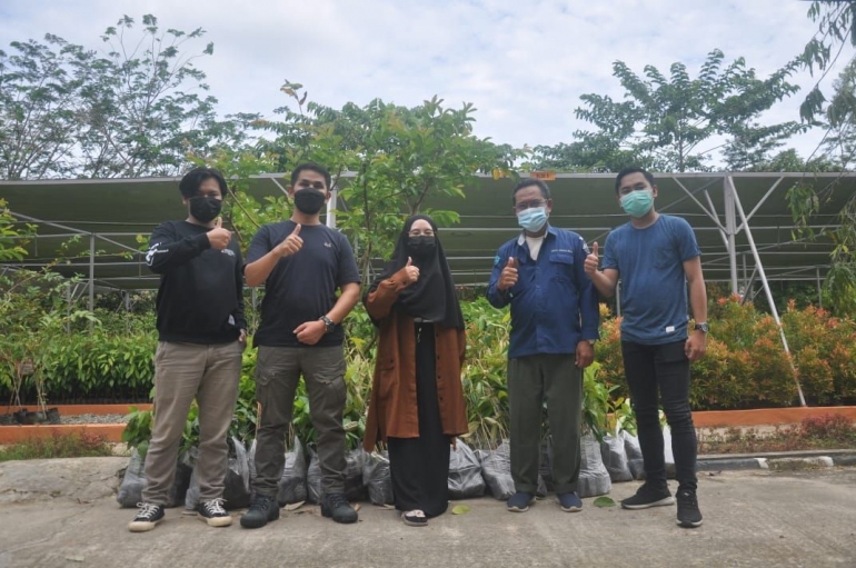 Dokumentaasi Pengambilan Bibit Tanaman di Persemaian Permanen KM 47