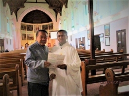 Berkenalan dengan pastor Sam Kono di Monastery (dok pribadi)