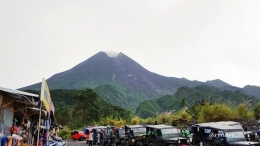 Gunung Merapi dari sisi Kaliadem (Dokumen pribadi)