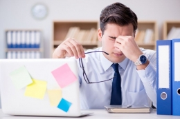 Ilustrasi stres karena lingkungan kerja toxic | Sumber: Shuttestock via lifestyle.kompas.com