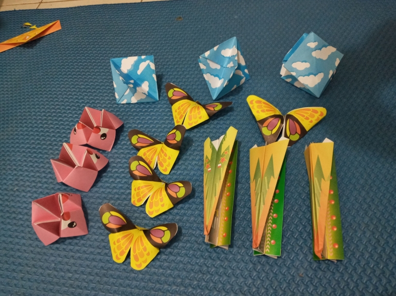 Pelatihan Pemanfaatan Media Kertas Origami Untuk Pembelajaran Daring Di Masa Pandemi Covid 19 Kompasiana Com