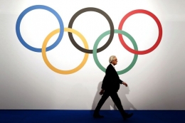Logo International Olympic Committee (IOC).| Sumber: AFP/VALERY HACHE via Kompas.com