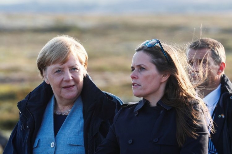 Angela Merkel, Kanselir Jerman dan Sanna Marin, Perdana Menteri Finlandia. Sumber: Reuters via kompas.com