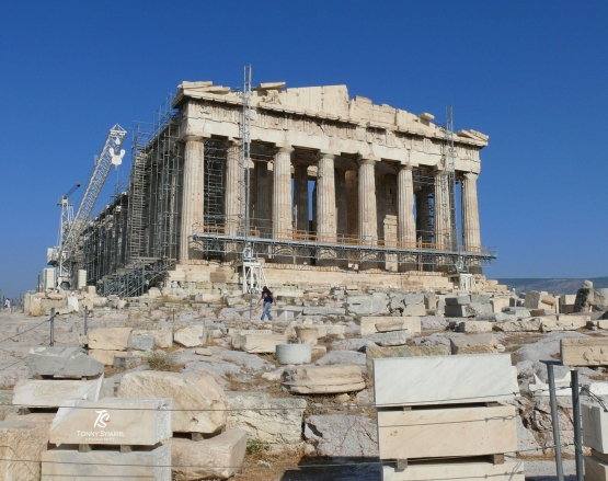 Restorasi Parthenon. Sumber: dokumentasi pribadi