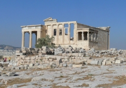 Kuil Erechtheion-Acropolis. Sumber: dokumentasi pribadi
