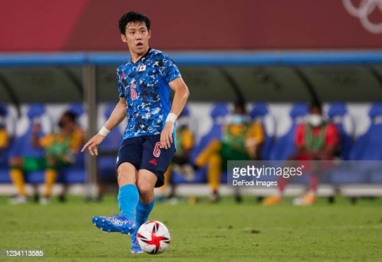 Wataru Endo. (via Getty Images)