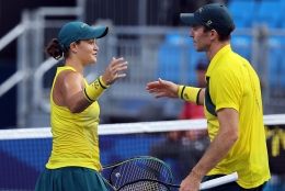 Asleigh Barty dan John Peers di perempat final ganda campuran Olimpiade Tokyo 2020. (tennis.com.au)