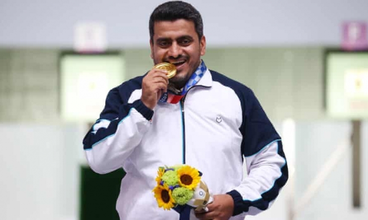 Javad Foroughi dan emas Olimpiade Tokyo: YUTAKA/AFLO/Shutterstock