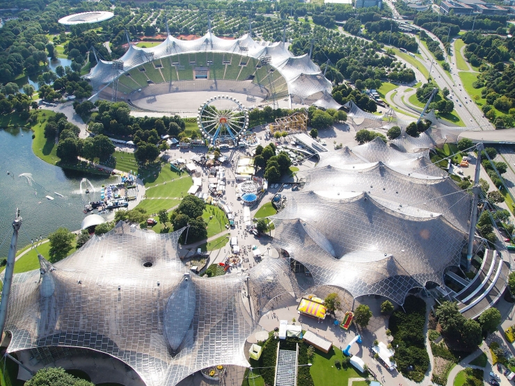 Munich Olympic Park, lokasi utama Olimpiade 1972. Sumber: Tiia Monto / wikimedia
