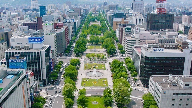 Sapporo Odori Park, start dan finish pertandingan marathon untuk Olimpiade Tokyo 2020. | astasports.it