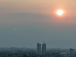 Senja di atas kota Jakarta pada 3/8/2021 | Dokumen pribadi oleh Ino