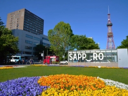 Para pelari marathon, akan ikut menikmati pemandangan kota Sapporo yang cantik, melintasi tempat2 wisata, membuat mereka lebih nyaman untuk menghasilkan yang terbaik bagi masing2 negaranya. | timeout.com
