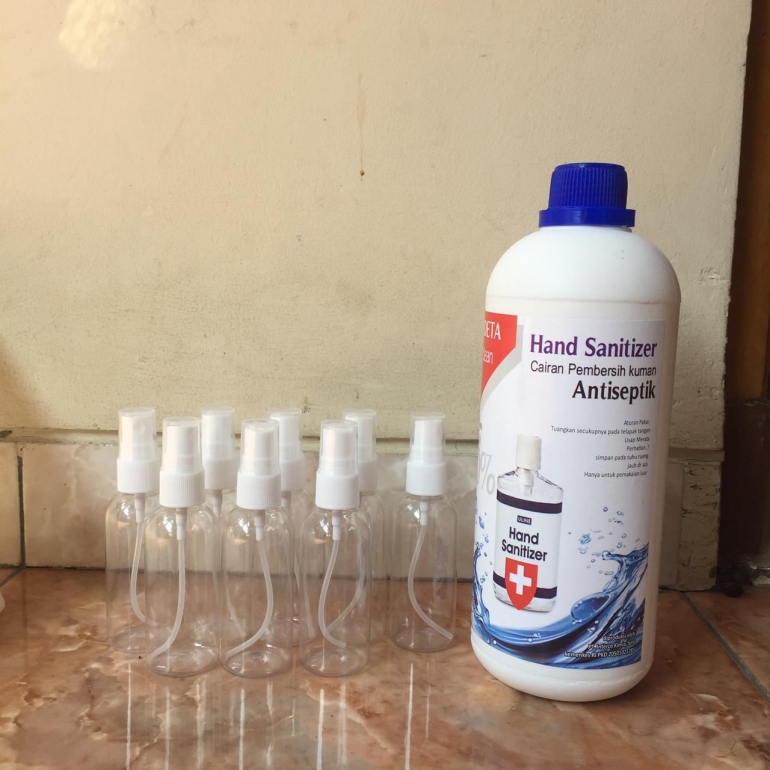 Produk Hand Sanitizer yang Akan Dibagikan Kepada Warga RW 02 (dokpri)