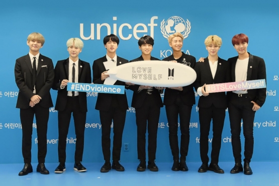 BTS bekerja sama dengan UNICEF melakukan kampanye. Sumber: Unicef