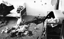 Foto: Kondisi ruangan setelah penyerangan teroris terhadap atlet di Olimpiade Munchen (Sumber: HistoryCollection.com)
