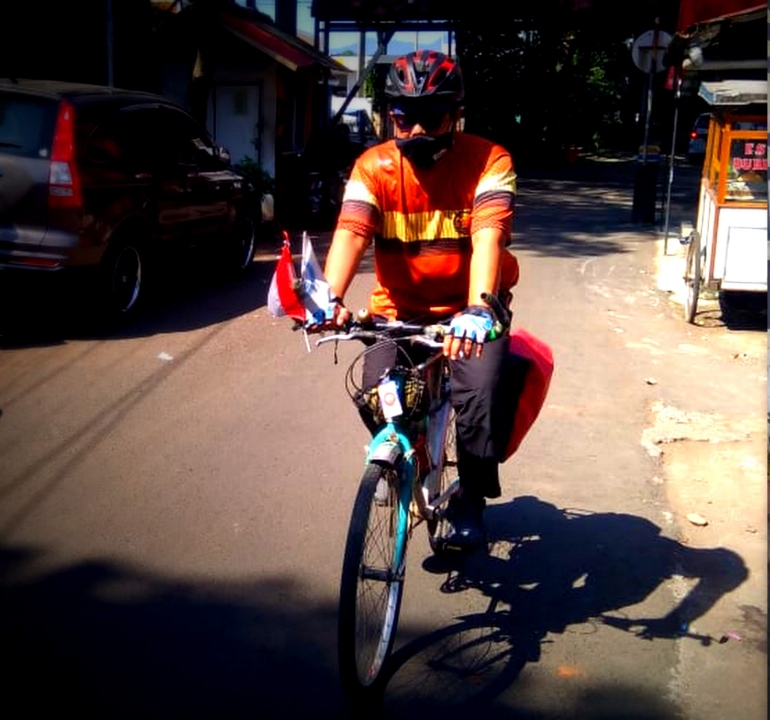 Bersepeda Susur Jalan Sepi perkotaan. Foto : Cuham