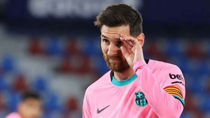 Lionel Messi dikabarkan pergi dari Barcelona. Sumber foto: Getty Images via Goal.com
