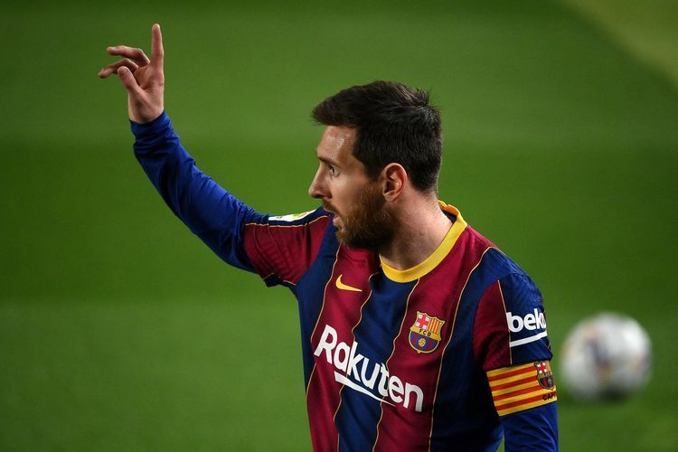 Lionel Messi kabarnya tengah melakukan negosiasi dengan PSG dan siap bekerja sama. Sumber foto: kompas.com