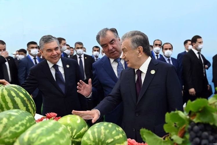 Para Pemimpin Negara Asia Tengah Sedang Membicarakan Produk Pertanian Mereka/ist