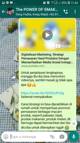 Sosialisasi video digitalisasi marketing kepada ibu-ibu melalui whatsapp