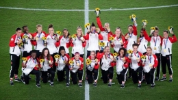 Timnas Kanada sukses membawa pulang medali emas Olimpiade Tokyo 2020. Sumber: via Herfootballhub.com