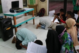 Kelompok KKN DR-134 Uinsu Ajarkan Praktik Wudhu dan Sholat