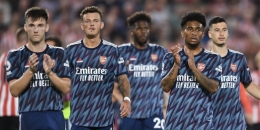 Ekspresi kecewa pemain-pemain Arsenal usai kalah dari Brentford dilaga perdana Liga Inggris (14/8). Foto: arseblog.news/