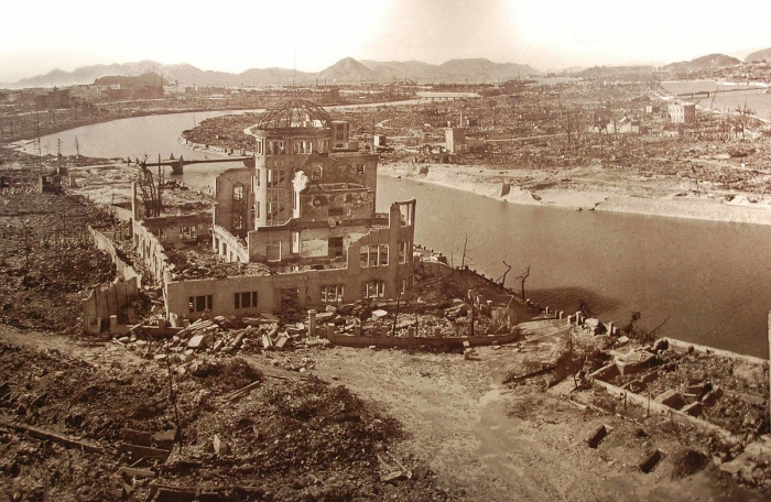 Kota Hiroshima, setelah di bom atom (source: Wikimedia Commons)