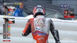 Zarco malah crash. Sumber: Motogp/Trans7