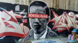 Mural yang viral, gambar yang menyerupai Pak Jokowi yang bertuliskan 404:Not found, gambar : suara.com