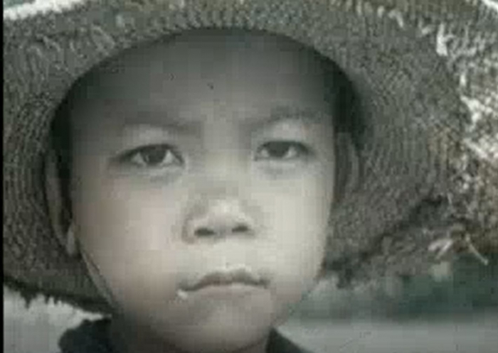 Si Kecil Pedagang Keliling, tanpa ekspresi (sumber: Internet Archive Public Domain)