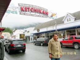 Berfoto begitu sampai Ketchikan di Alaska(dok pribadi)