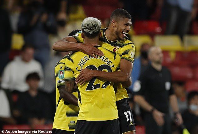Pemain Watford merayakan gol ke gawang Crystal Palace. (via Getty Images)