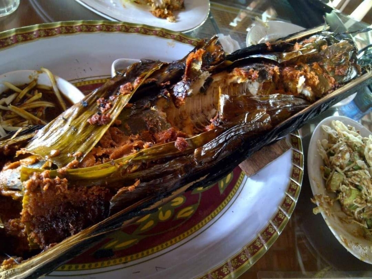 Ikan Patin Bakar Bambu (dokpri)