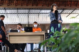 Warga Binaan Pemasyarakatan (WBP) Lapas Banyuwangi unjuk kebolehan dalam lomba karaoke Lapas Banyuwangi Idol peringati HUT RI ke-76/Dokpri