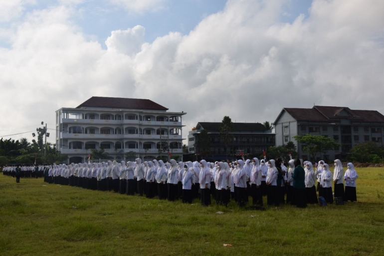 Peserta Ordik 2021 di lapangan kampus IAI Darussalam Blokagung Banyuwangi/Dokpri
