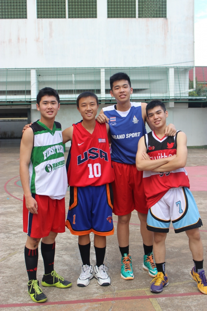 Dokumentasi Pribadi : Foto saat latihan basket bersama di SMA Santu Petrus