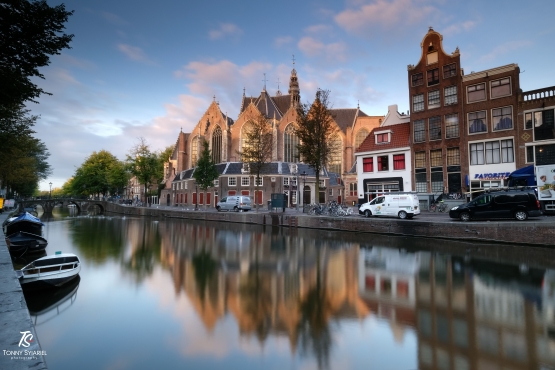 Sebuah sudut di kota Amsterdam yg difoto dengan kecepatan lambat. Sumber: dokumentasi pribadi