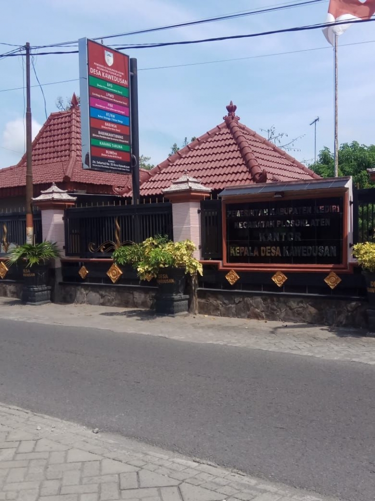 Dokumentasi : Balai Desa Kawedusan Kabupaten Kediri