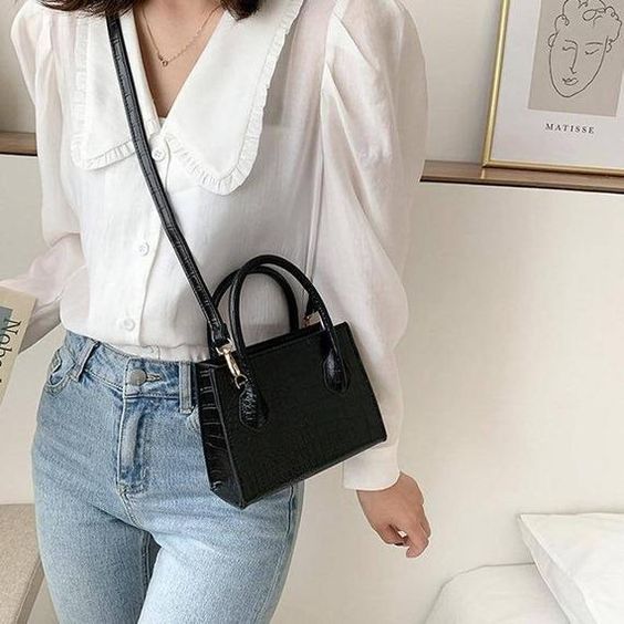 5 Rekomendasi Sling Bag Wanita dengan 
