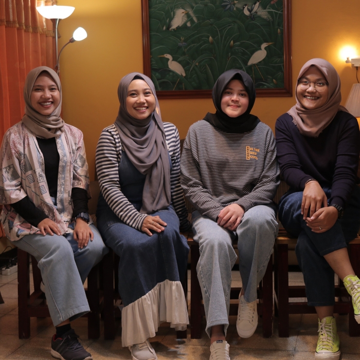 Wulan Hidayati, Syintia Nur Haliza, Dianari, Runi Ayu Sumantri (dari kiri)/Dokpri