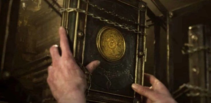 Kitab Cagliostro yang ada di film Doctor Strange. Sumber : Screenrant