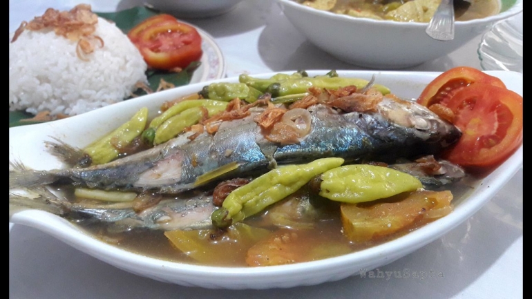Sup Ikan Kembung yang segar dan nikmat. | Foto: Wahyu Sapta.