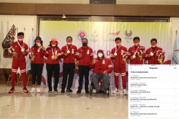 (Tim Bulutangkis Paralimpiade Indonesia bersama Menpora Dok: kemenpora.go.id)