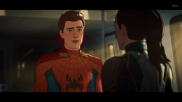 Spider-Man saat menggunakan Cloak of Levitation milik Doctor Strange. Sumber : Disney+