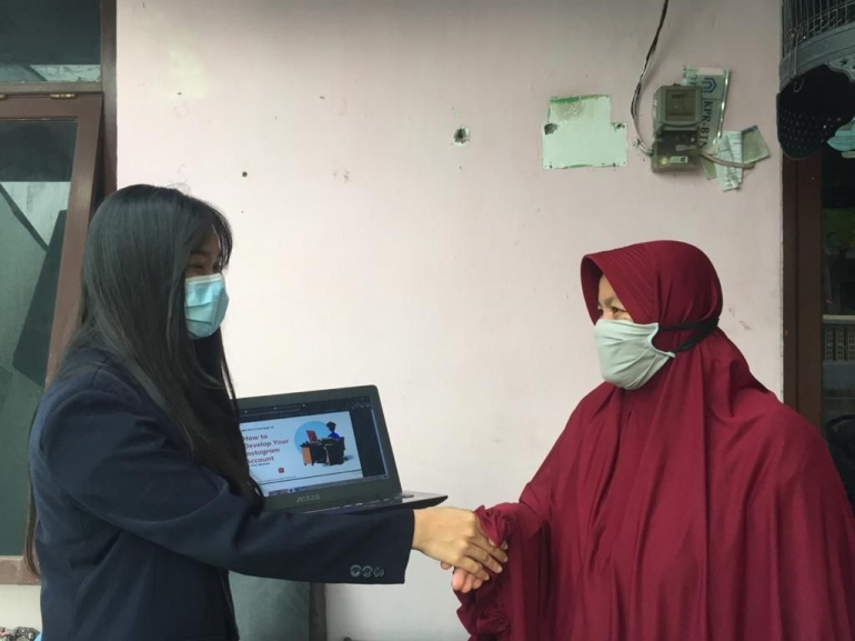 Gambar 6. Edukasi Kepada Mitra Dokumentasi Pribadi