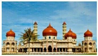Masjid Agung Baitul Makmur.ikonik kota Meulaboh.dok.tribunaceh.