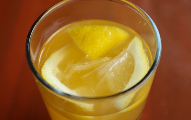 Air lemon (dok.pribadi).