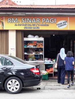 Rumah Makan Sinar Pagi Medan. Sumber: makanmana.net