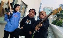 Para prsonel Voice of Baceprot.. Sumber: Instagram/SittiVOB
